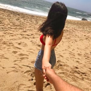 Meet your Posher, Beezy